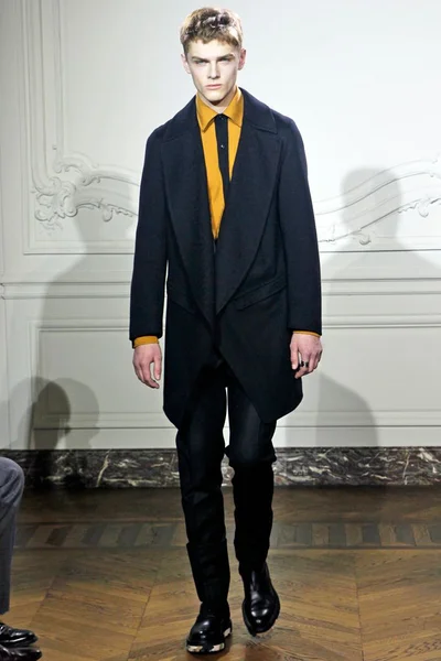 Look 20